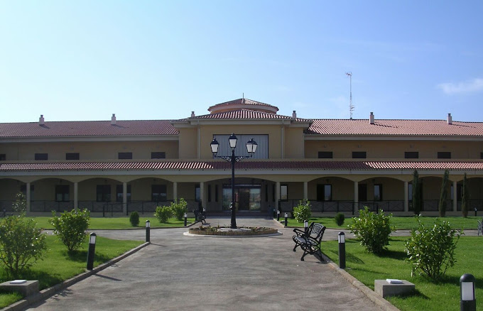 Residencia El Parador - Virgen De Ucero